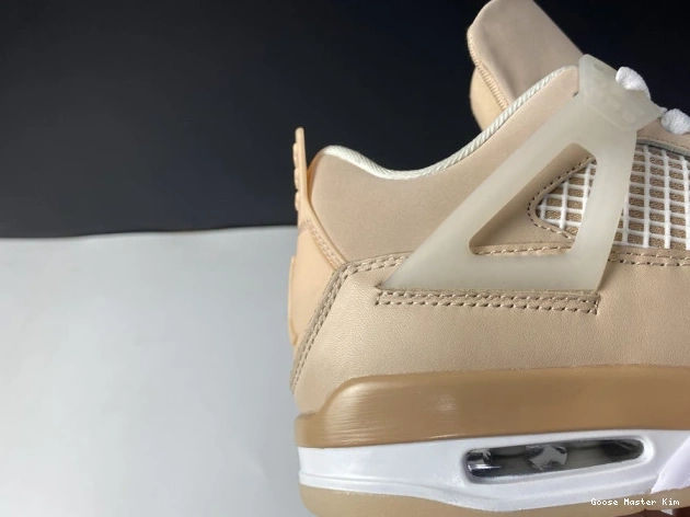 DJ0675-200 4 Air Shimmer Jordan 0529
